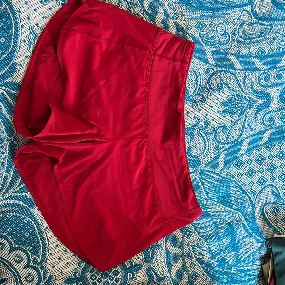 Lululemon Speed Short Run red